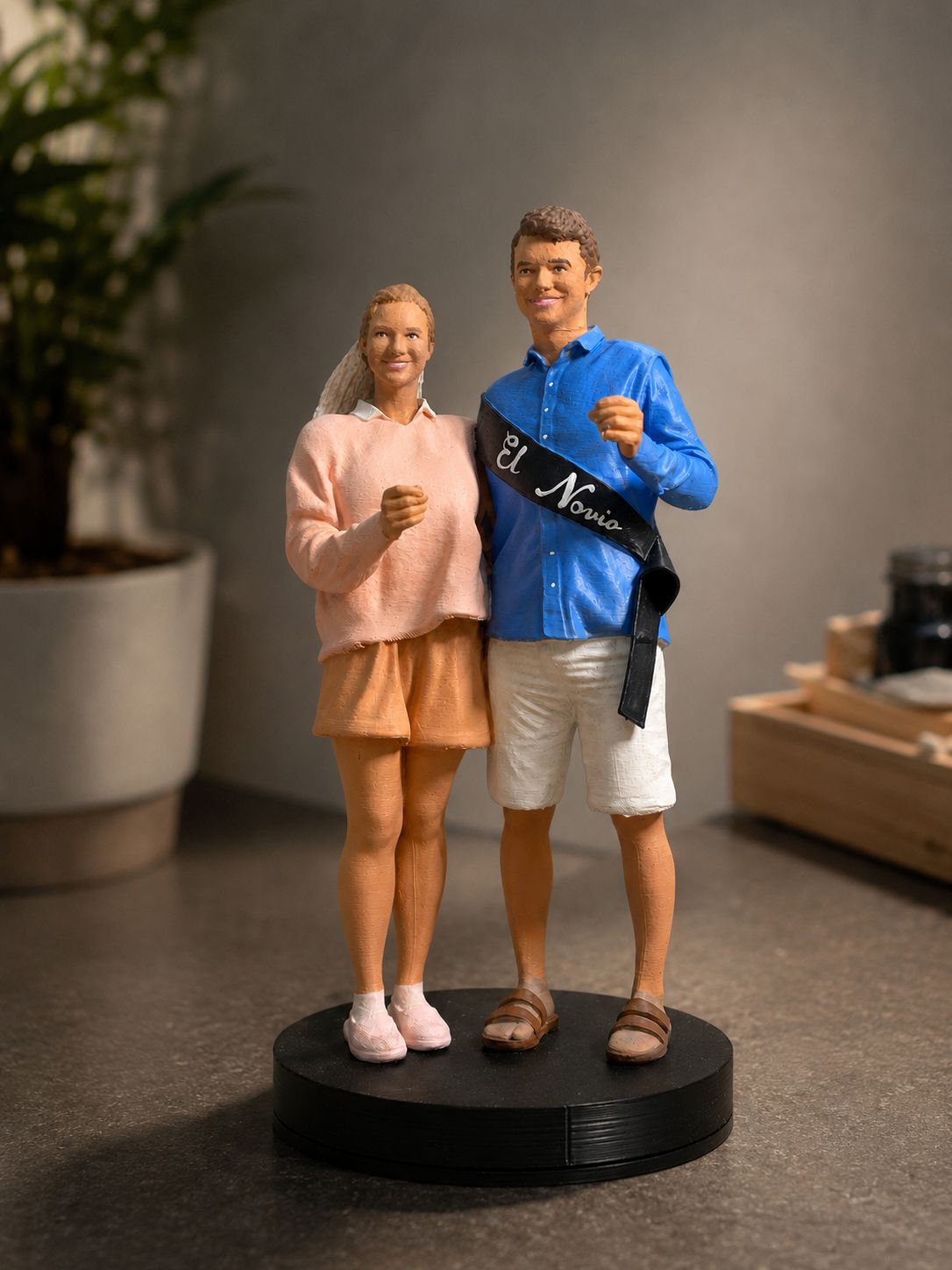 Single figurine