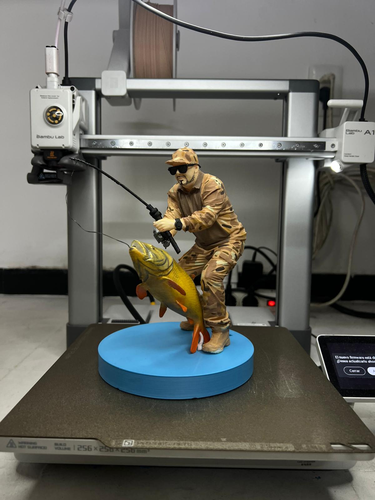 Artisan crafting a 3D figurine at Impr3nta nvda